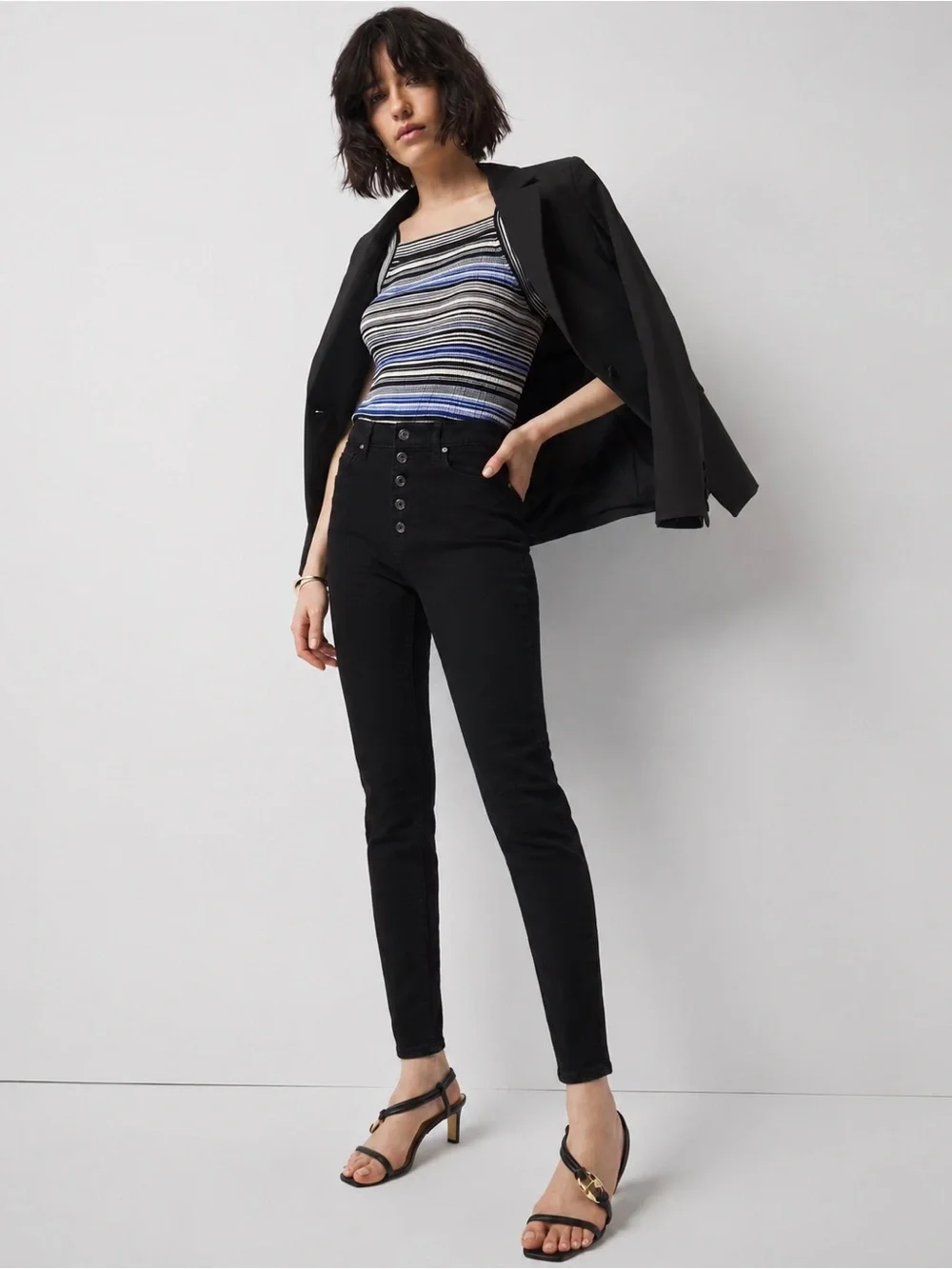 WHBM White House Black Market The Skinny Crop High Rise Jeans size 4 Black